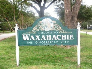 800px-Waxahachie,_TX_welcome_sign_IMG_5588