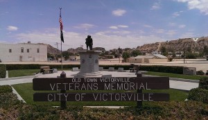 800px-Old_Town_Victorville-Veteran's_Memorial-Seventh_St-Forrest_Ave