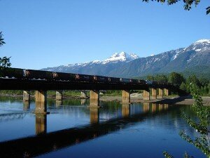 800px-Rail_bridge_-_Revelstoke_BC
